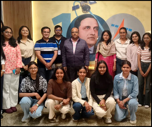 Educational Visit of UG PG Students at IIRS, Dehradun
